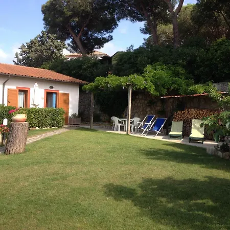 In 2 To 3 Persons With Large Private Garden Διαμέρισμα Capoliveri (Isola d'Elba)
