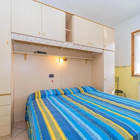 アパート In 2 To 3 Persons With Large Private Garden *