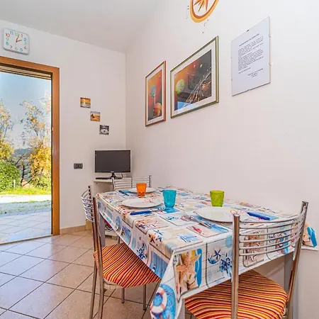 Appartamento In 2 To 3 Persons With Large Private Garden Capoliveri (Isola d'Elba)